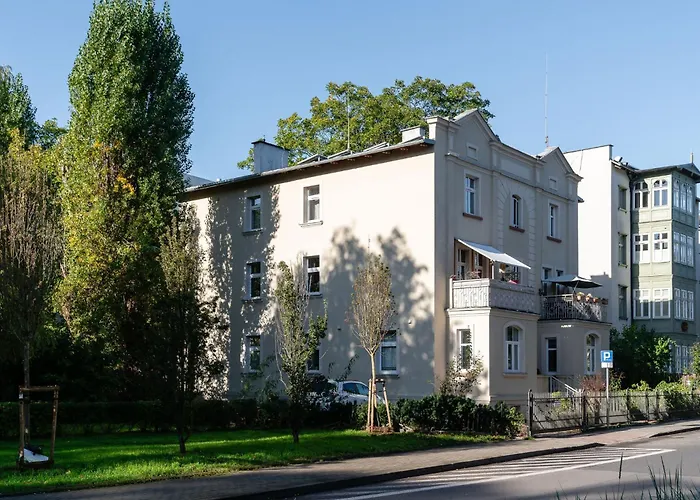 Sanhaus - Retro - Przy Plazy Z Parkingiem Appartement Sopot